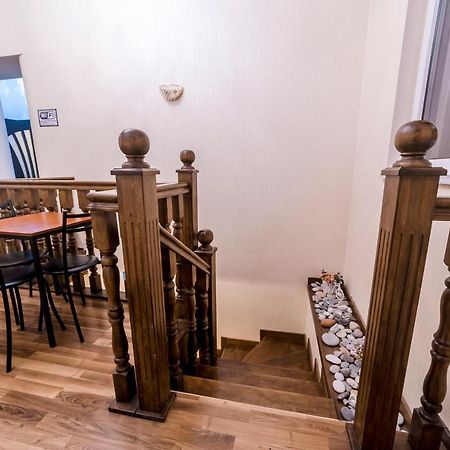Cleopatra Palace Hostel Тбілісі Екстер'єр фото