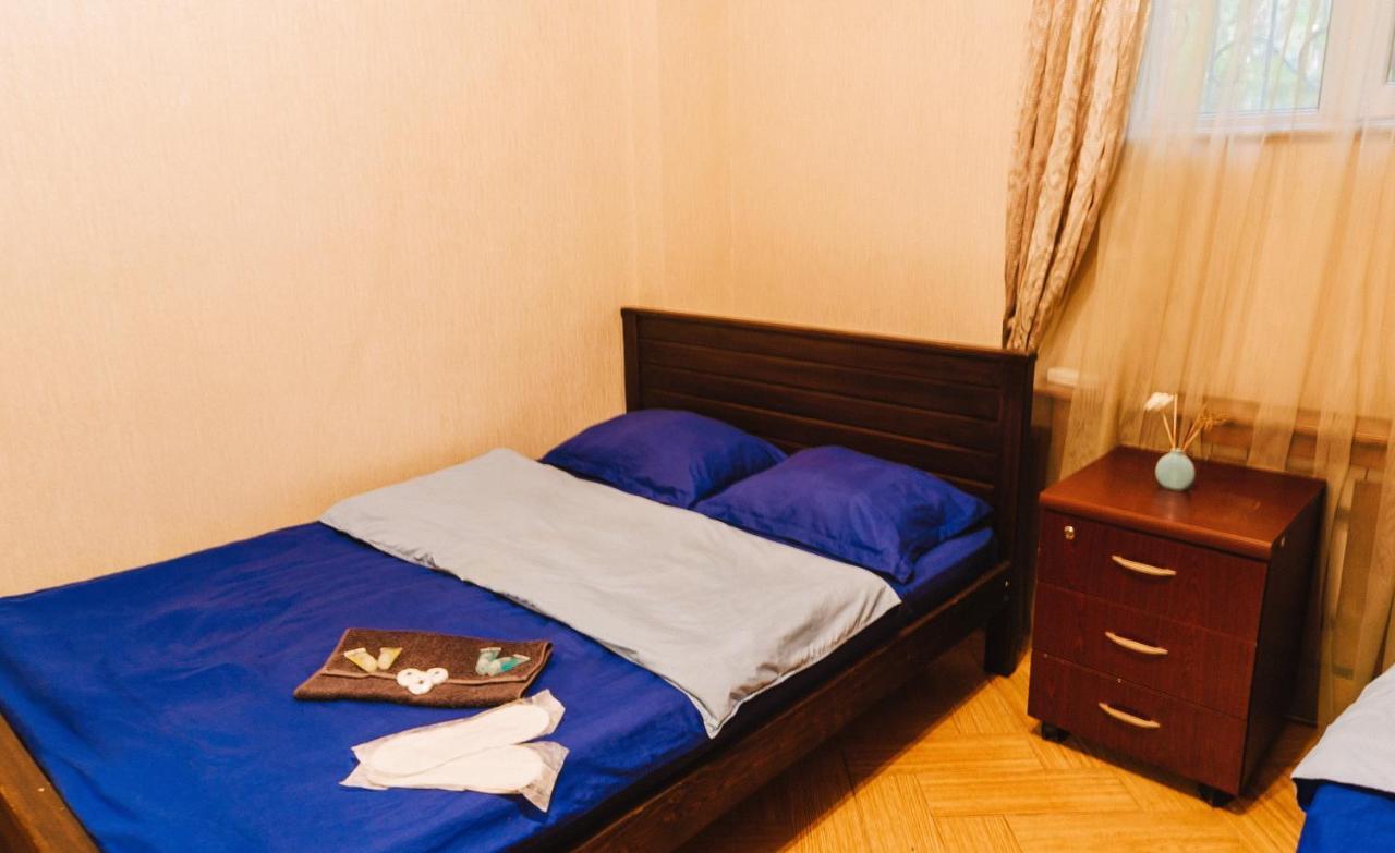 Cleopatra Palace Hostel Тбілісі Екстер'єр фото